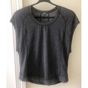 Lululemon workout top